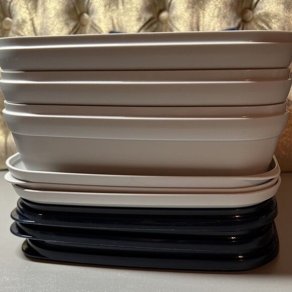 Vintage Tupperware Bentgo Set with Cariolier Handle, Plates, Seals Grey and Blue - Picture 12 of 13